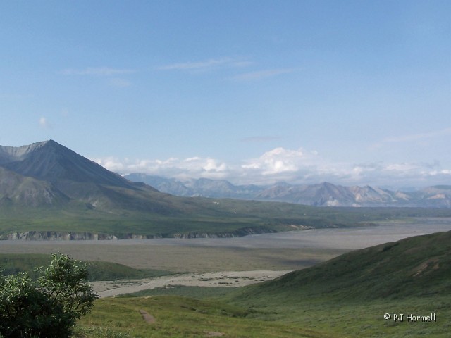 100_3121_AK_DenaliNP_MtMcKinley.jpg - At the end of the line, where the bus turned around to head back, we had a good view of Mount McKinley. ~July 4, 2004, Denali National Park - Alaska