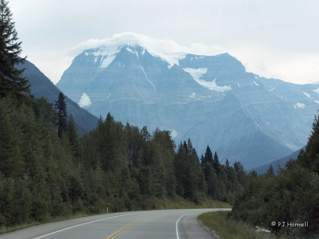 100_3923_BC_MtRobsonProvPark_MtRobson.jpg - Mount Robson - Moving eastward again. We drove through the parks in Canada but it was raining most of the time. ~August 4, 2004, Mount Robson Provincial Park - British Columbia