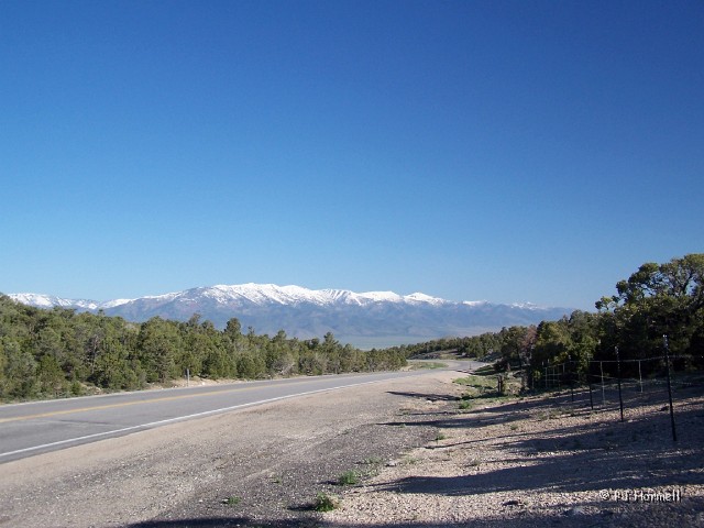 100_4936_NV_Hwy50_MountainScene.jpg - The Lonliest Road in America, US-50, Nevada ~May 24, 2005