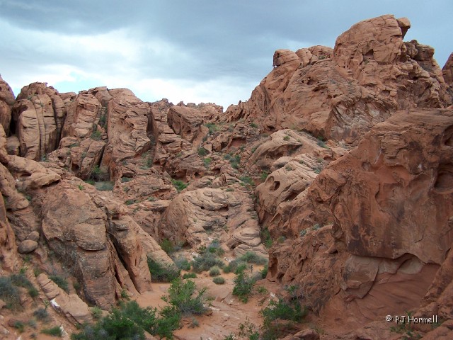 100_4810_NV_ValleyOfFire_Scene.jpg - Valley of Fire State Park, Nevada ~May 10, 2005