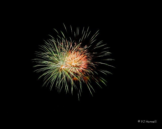 IMG_6520_NC_BannerElk_Fireworks.jpg - Fireworks - Banner Elk, North Carolina  ~ July 4, 2008