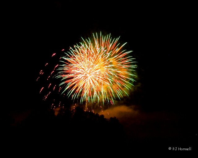 IMG_6542_NC_BannerElk_Fireworks.jpg - Fireworks - Banner Elk, North Carolina  ~ July 4, 2008